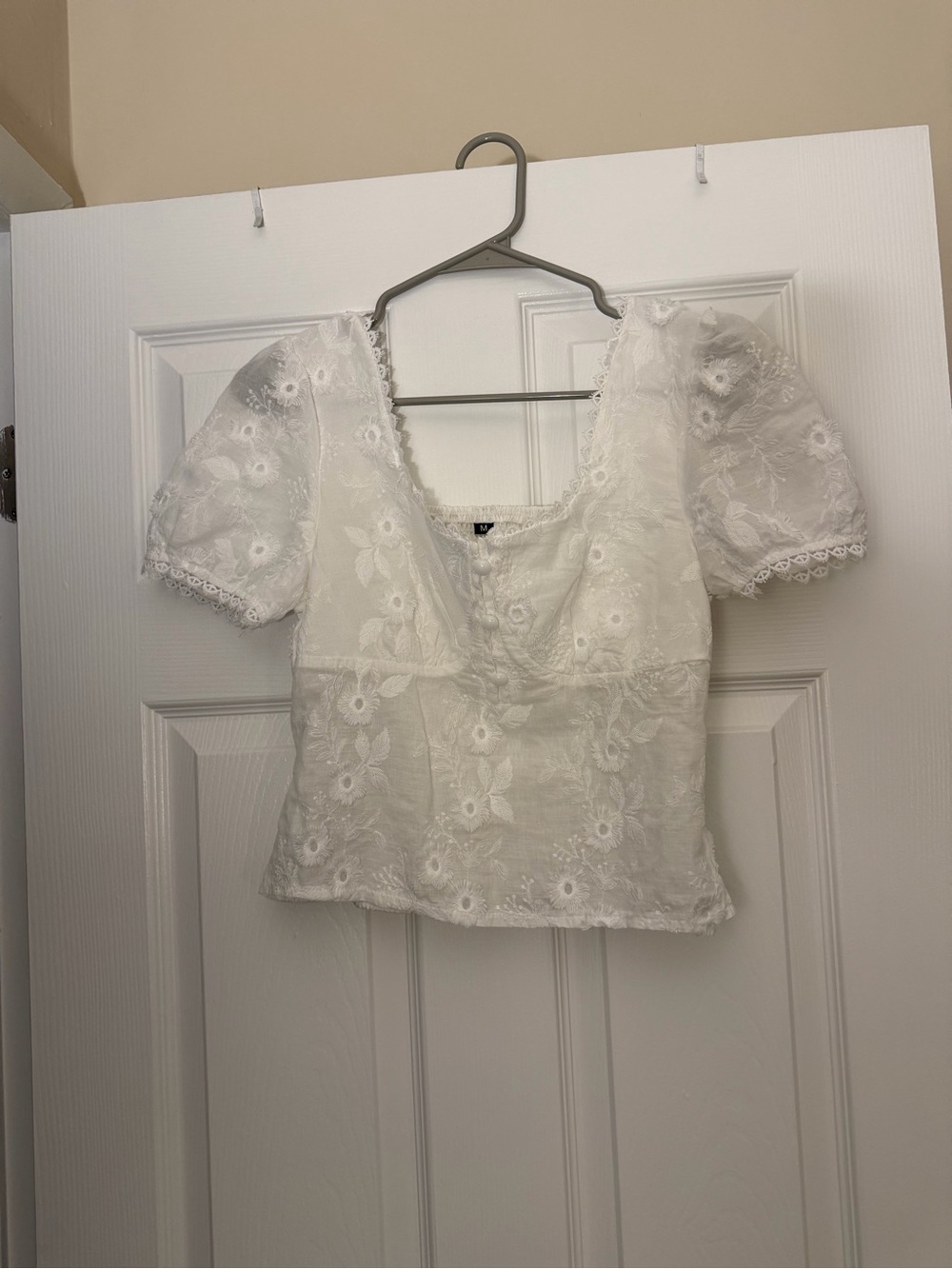 White Embroidered Puff-Sleeve Crop Top